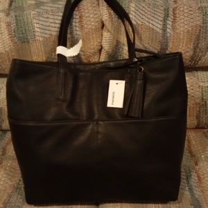 Sonoma black tote bag. Vegan leather. New.